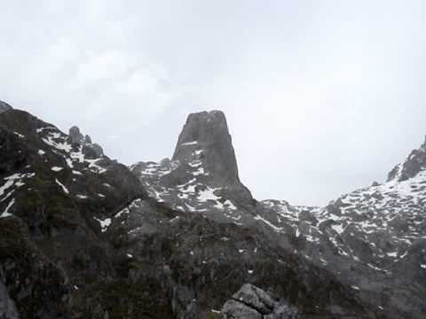 naranjo de bulnes desde collado vallejo