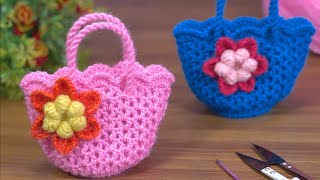 видео: Fabulous!!🥰crochet mini purse/knitting small handbag/Очень простая мини-сумочка крючком/ küçük çanta картинка: Fabulous!!🥰crochet mini purse/knitting small handbag/Очень простая мини-сумочка крючком/ küçük çanta