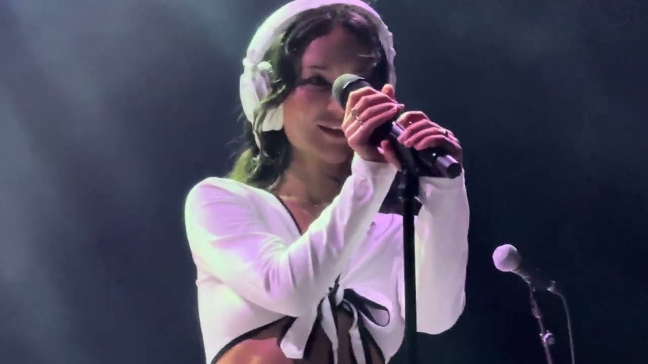 Wish on an Eyelash by Mallrat Live Fox Theater Pomona,CA 10/14/25