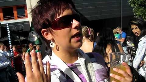 mudder hoaste scho di hinkel ennegetou