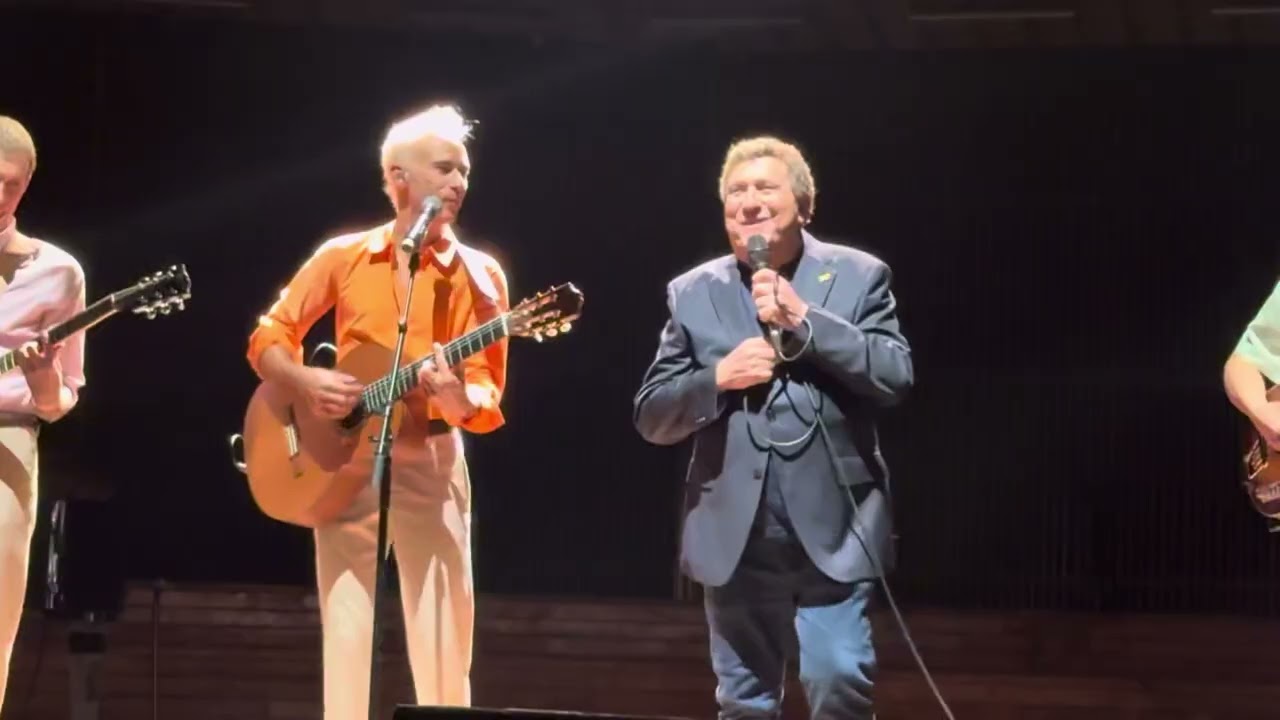 אסף אמדורסקי ויהורם גאון - אהבת פועלי בניין + לילה בחוף אכזיב + איילת אהבים + סרנדה לך (05.11.24)