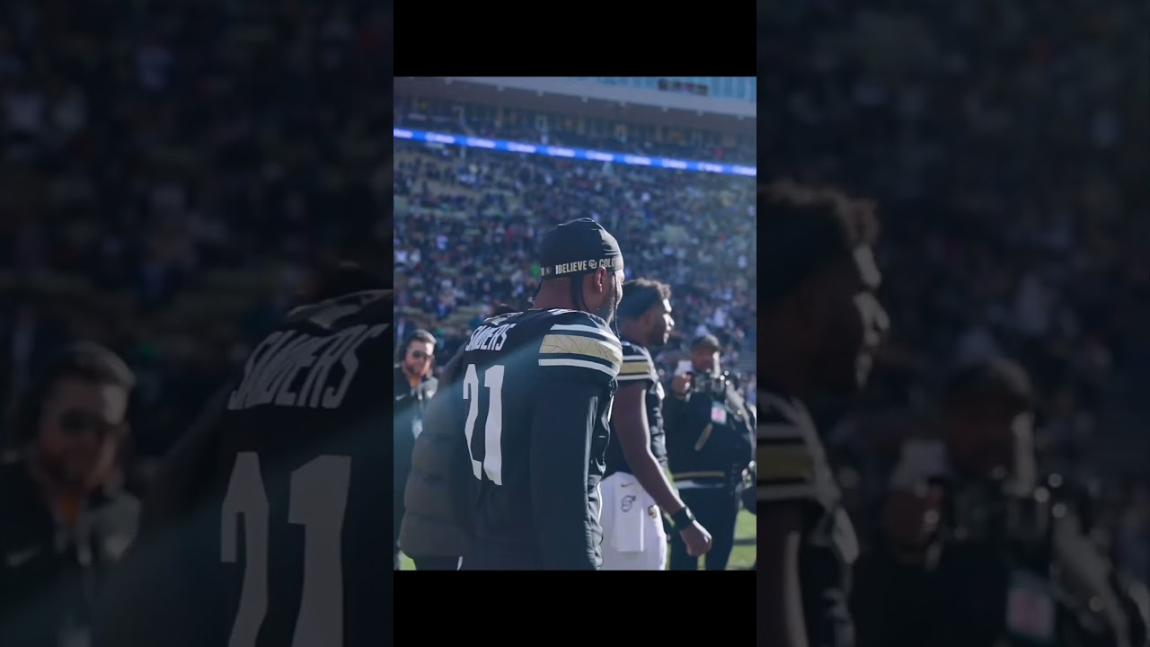 Тренер Прайм совершает прогулку для пожилых людей вместе с Шило и Шедуром Сандерсом.