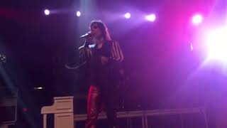 Video thumbnail of "The Struts “Ashes” & “Could Have Been Me”"