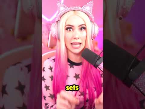 REACTING TO EVERYTHING I MISSED IN ROYALE HIGH!