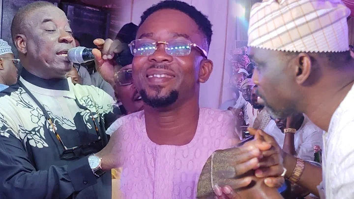 WATCH HOW K1 DE ULTIMATE SERENADE SEKERE OF LAGOS, WHILE SEATED BESIDE ALABI PASUMA