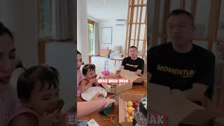 Ashanty Is Angry That Azura Was Called Tacky For Eating Cookies With Aurel azura aurelhermansya