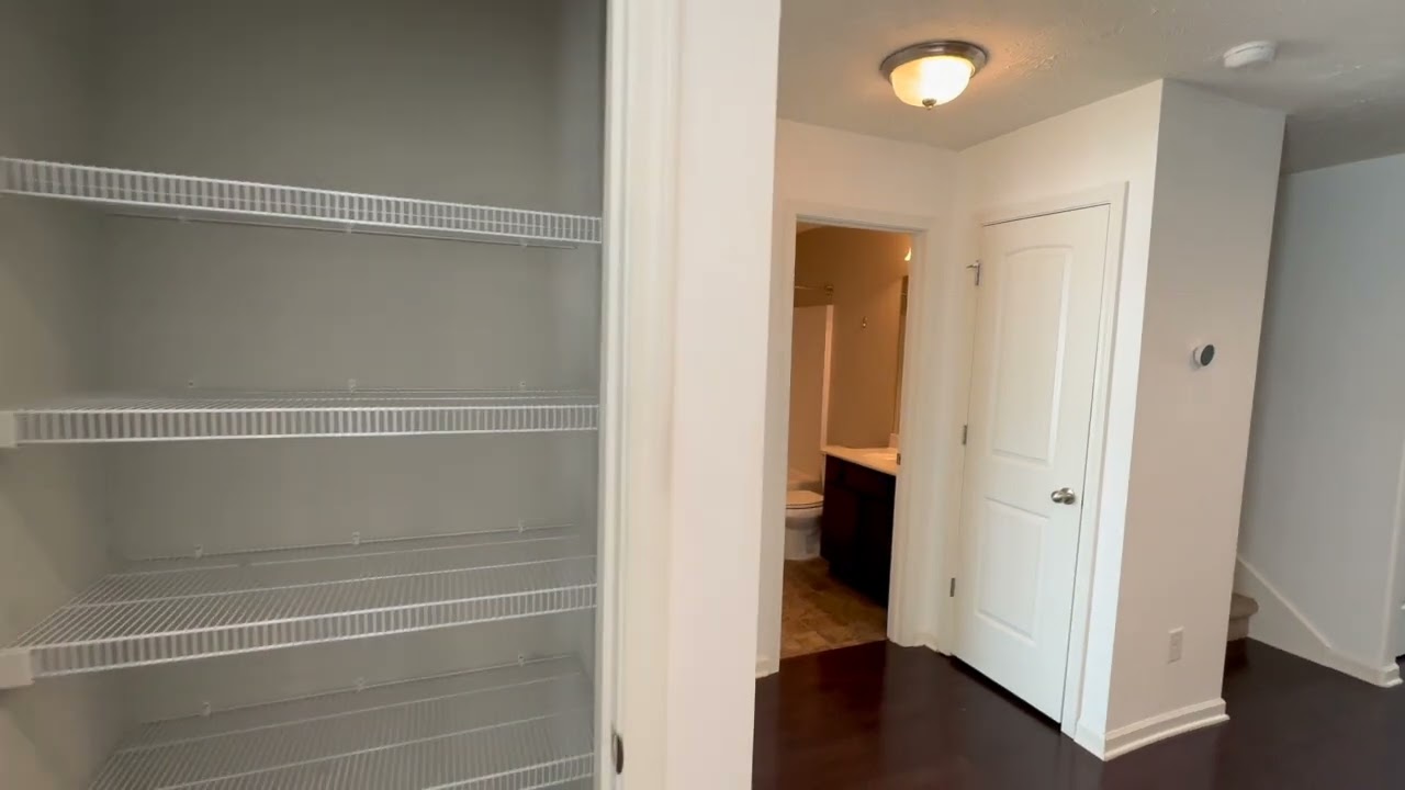 walk through video tour of 231 Saxony Way, Gallatin, TN   HD 720p