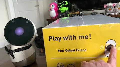 ClicBot - Jibo Helps Unbox Jibo Jr?