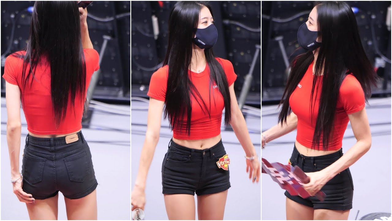 [4K] 신세희(Shin SeHee) 치어리더 직캠 fancam 한국전력빅스톰 KOVO 211104 - YouTube