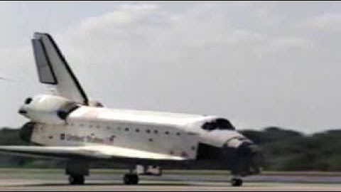 How Does the Space Shuttle Work: The Parachutes