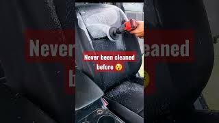 Deep cleaning the worst car seat (construction worker)