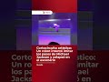 Un robot humanoide sufre un fallo mecánico y colapsa mientras intentaba bailar como Michael Jackson.