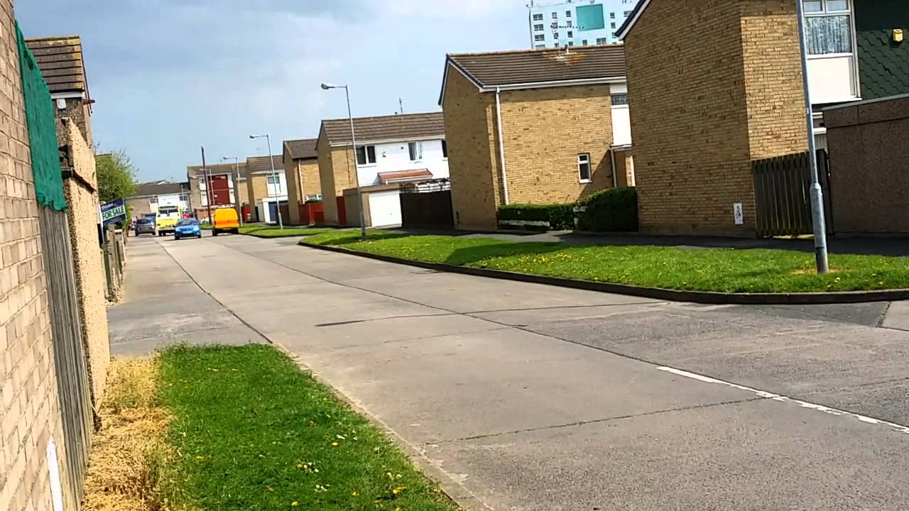 Boy's & girl's Harvin ice cream van chimes.
