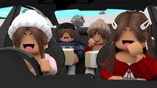 Moving to OUR NEW WINTER HOME! *SANTA PICTURES! SNOWMEN?* - Roblox Bloxburg Voice Roleplay