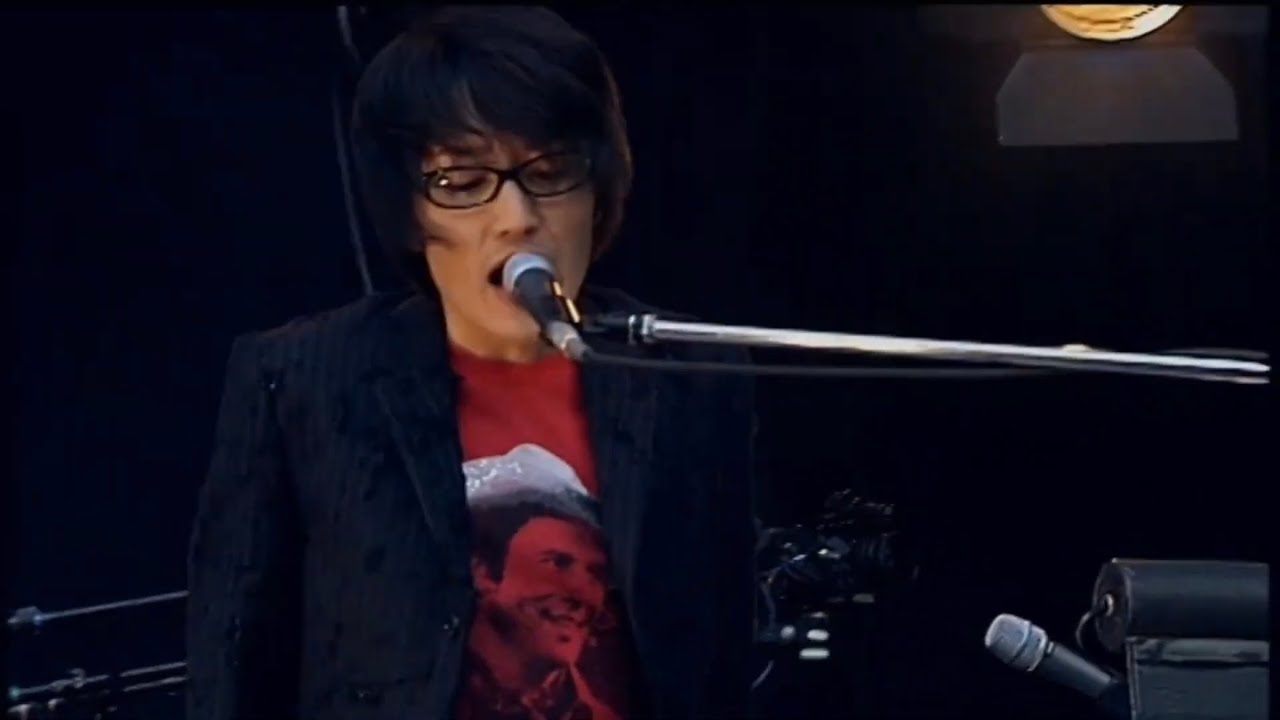 フジファブリック - 虹 (Live at 日比谷野音) - YouTube