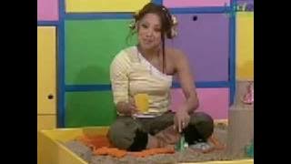 Hi-5 Kathleen building dragons' house