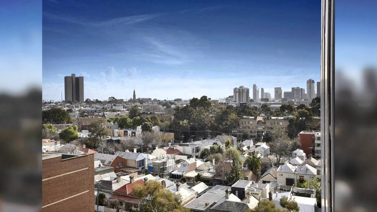 WHITING AND COMPANY REAL ESTATE ST KILDA PRESENTS 711/338 KINGS WAY