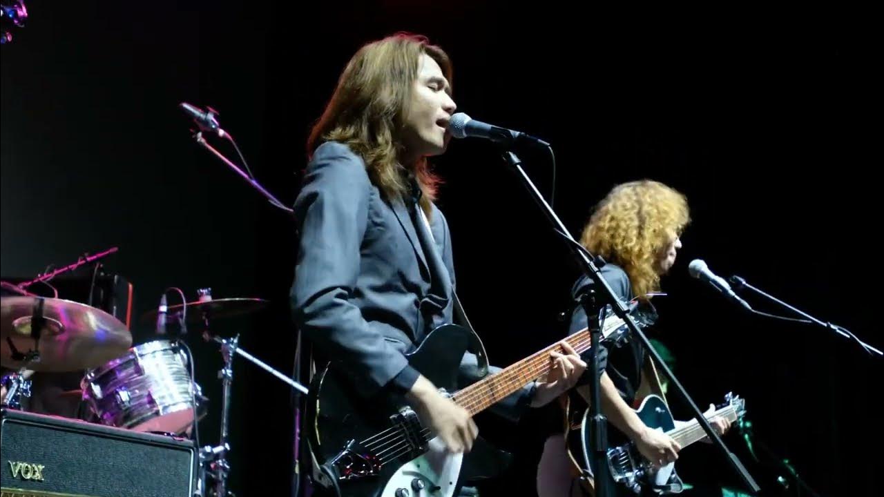 REO BROTHERS | While My Guitar Gently Weeps REO BROTHERS | While My Guitar Gently Weeps