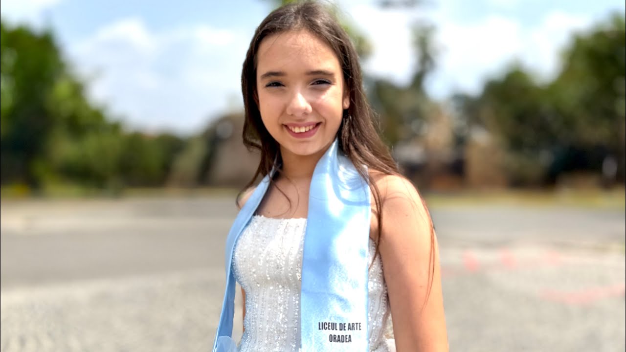 ❓ Ce PREMIU a Luat MARA in Clasa a 8 a ❓