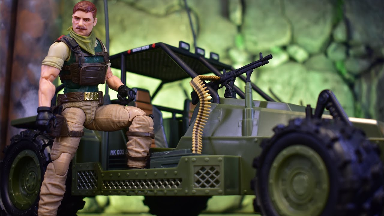 G.I.ジョー クラシファイド 車 AWEストライカー クランクケース 1/12 GI Joe Classified Series A.W.E. Striker & Crankcase Review! - YouTube