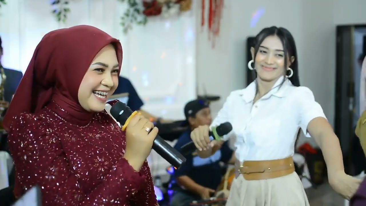 Juragan Empang_Live Cover Keluarga Hajat | At Hotel Trisula Indramayu 