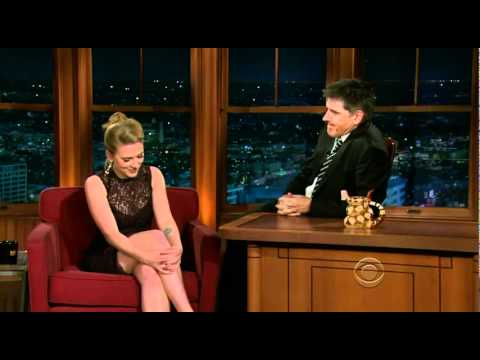 Scarlett Johansson @ Craig Ferguson   Awkward Pause