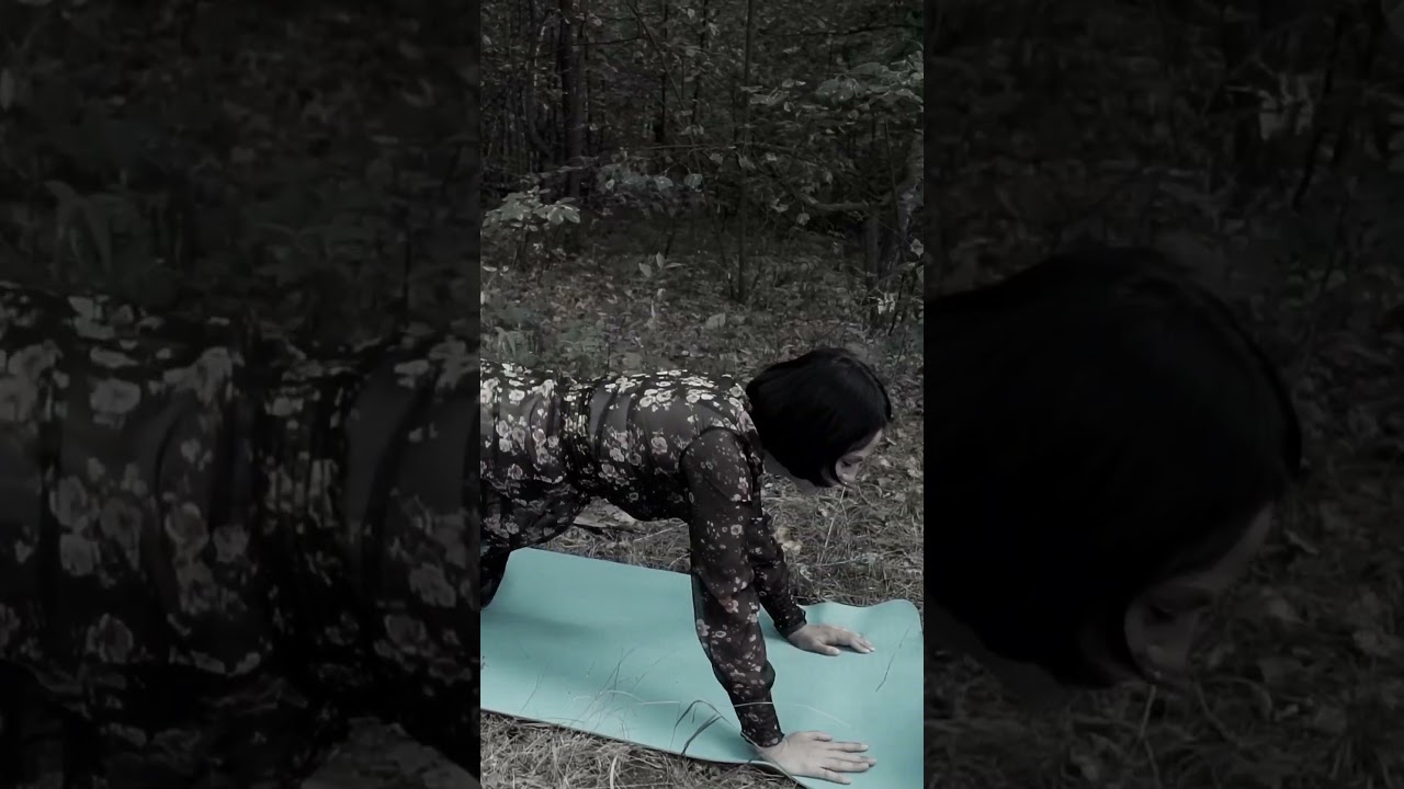 ELEGANT YOGA IN NATURE | EVELINA’S STRETCHING SESSION!