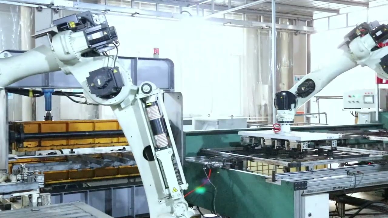 Robotic assembly line for backwelding shelf mesh.