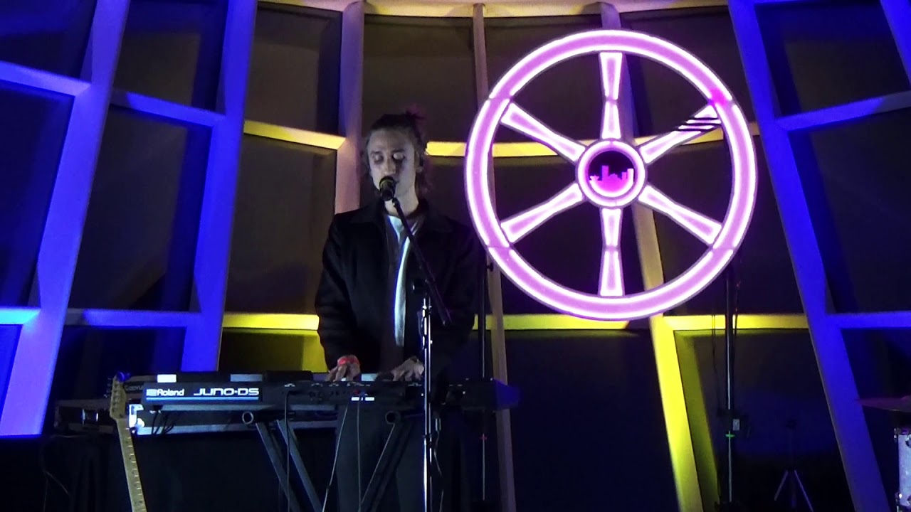 Guarda Clear Pioneer - Momma - Live @ Milwaukee Art Museum 4.19.2019 su YouTube Guarda Clear Pioneer - Momma - Live @ Milwaukee Art Museum 4.19.2019 su YouTube