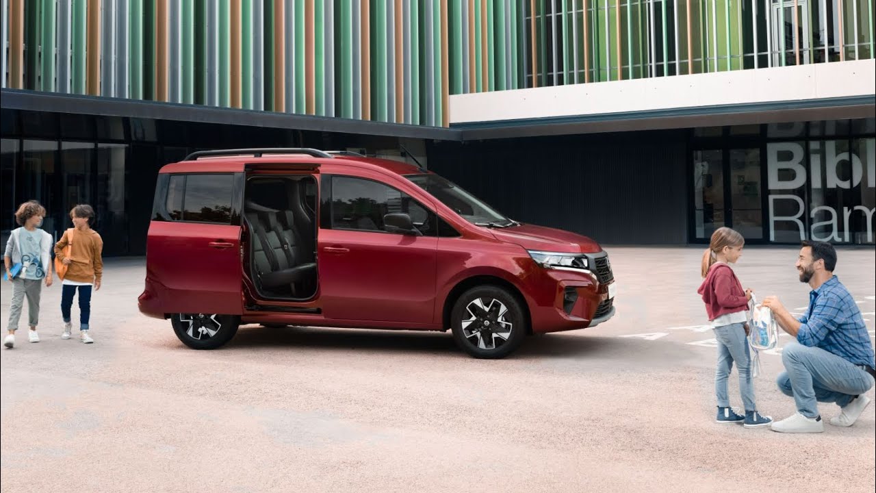 Nissan's All New Townstar Combi Is A Rebadged Renault Kangoo!