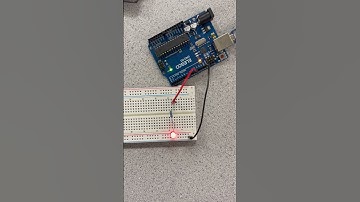EE327 Introduction to Mechatronics - Lab 2 Question 2 (Breathing Effect, Arduino Uno)