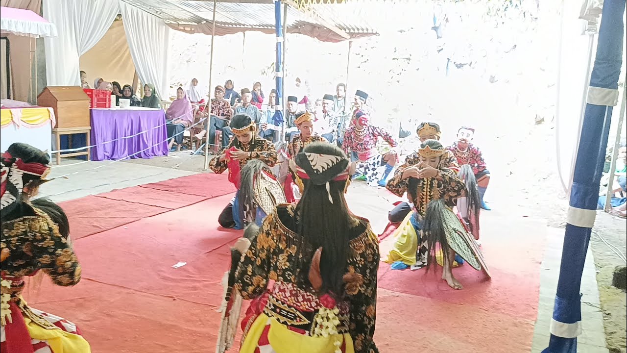 jaranan ebeg Sekar Budoyo Turonggo laras..tambak watuagung