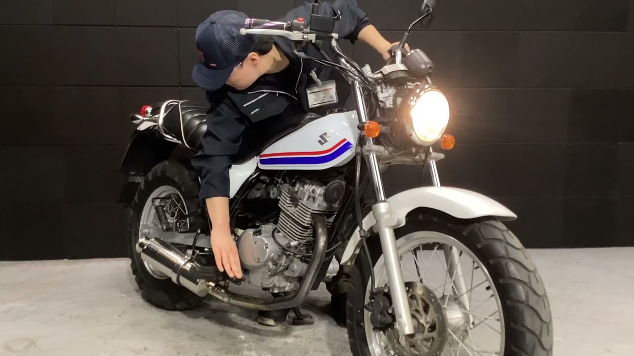 バンバン200 大人気バイクが復活したモデルです！インジェクションが 