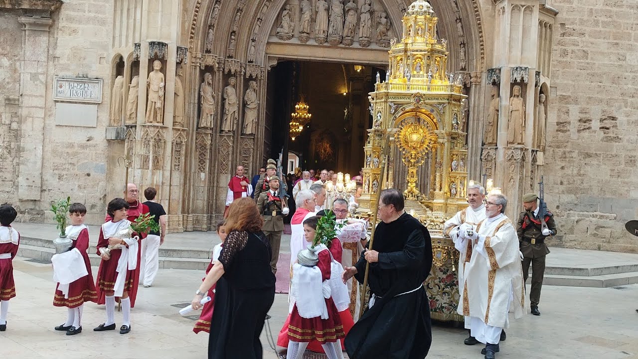 LA MESA DE LAS FIESTAS-PROCESIÓN DEL CORPUS CHRISTI DE VALENCIA 2025. M.A. BUSTOS