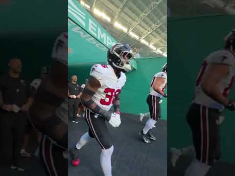 New uniform combo in Miami 🤩 #football #atlantafalcons