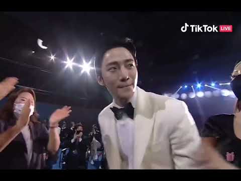 2PM JUNHO WIN BEST ACTOR @ 58th BAEKSANG ART AWARD