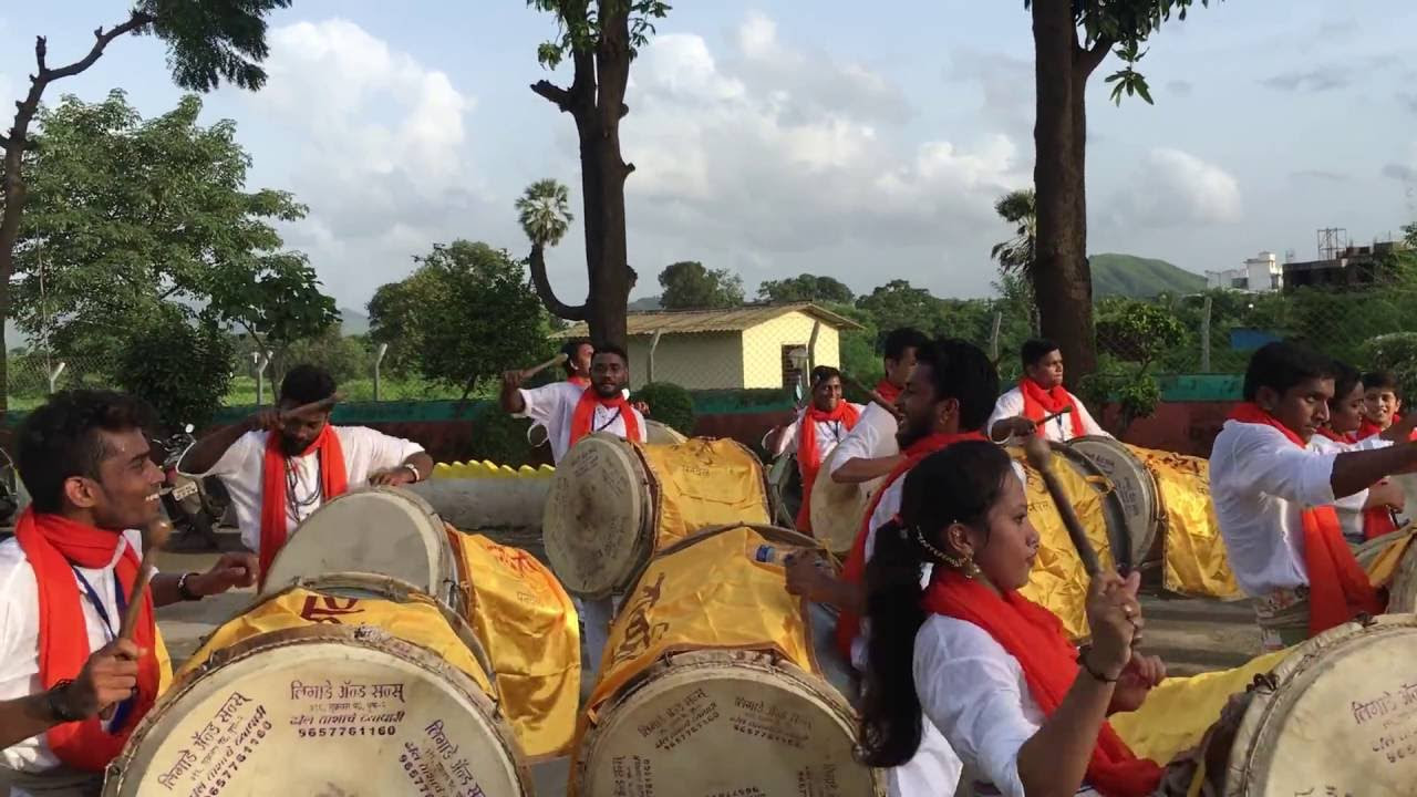 Indrajimi Jambhapar  Naadsphurti Dhol Tasha Pathak