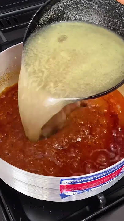 WHY YOUR JOLLOF RICE IS A FAIL. FOLLOW THESE STEPS TO ACHIEVE A PERFECT SMOKEY JOLLOF #shortsafrica