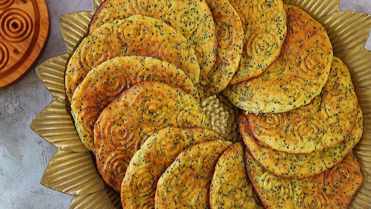 قراص العيد او المخمر او خبز العيد قمه بالطراوه والطعم اكتر من رائع