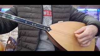 Ayağında Kundura | 45 Tekne | Uzun Sap Oyma Dut Bağlama