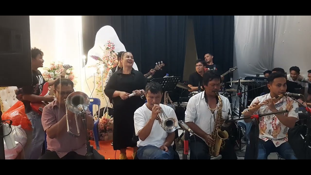 LAGU GEREJA/ACARA PERNIKAHAN/BONA PASOGIT BAND/HP 081344180062