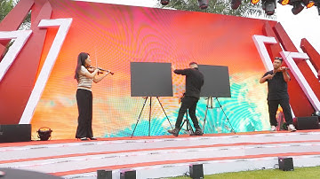 live show painting art - Vẽ tranh kim tuyến biểu diễn sự kiện event | Nghệ sĩ Nguyễn Tiến