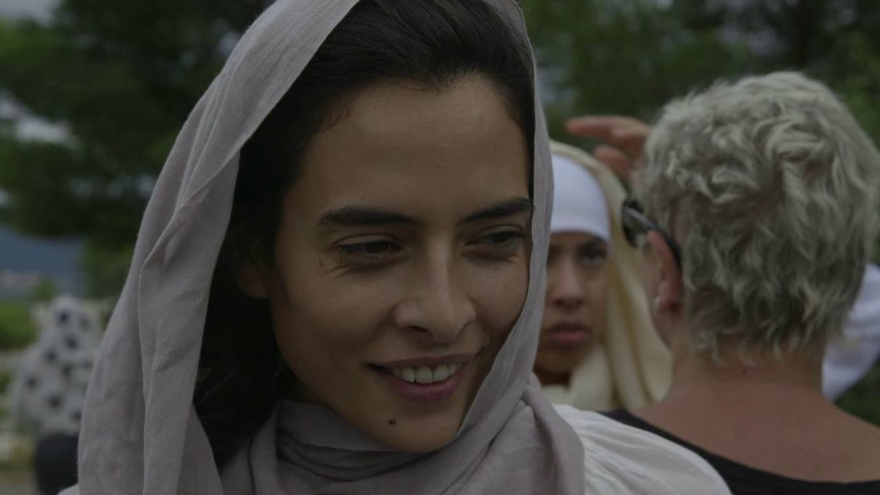Films Et Séries Tv Avec Nailia Harzoune CHOUF NAJETTE - YouTube