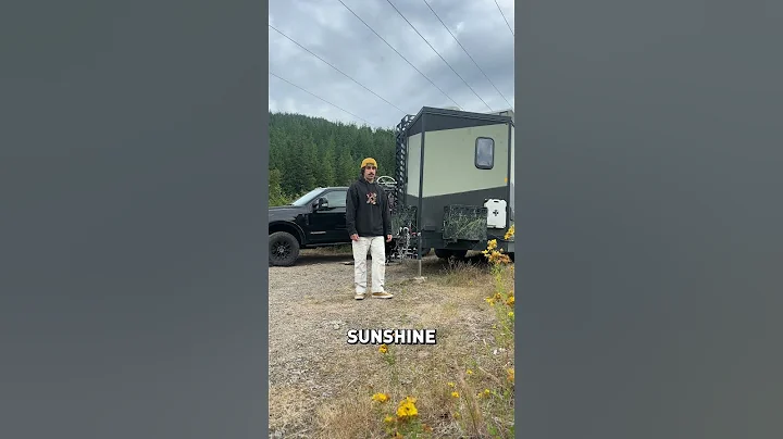 Why I Live In A TRAVEL TRAILER, Not A Van 🏡 #shorts
