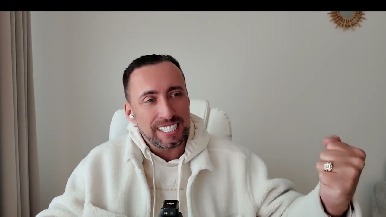 РЫЖИЙ И БИ-БИ ТЕПЕРЬ САМИ В СИТУАЦИИ КОГДА КОЗЫРЕЙ НЕТ.ИРАН ВИДИТ ИХ ТРОЙКИ И ОТКРОВЕННО ИЗДЕВАЕТСЯ 