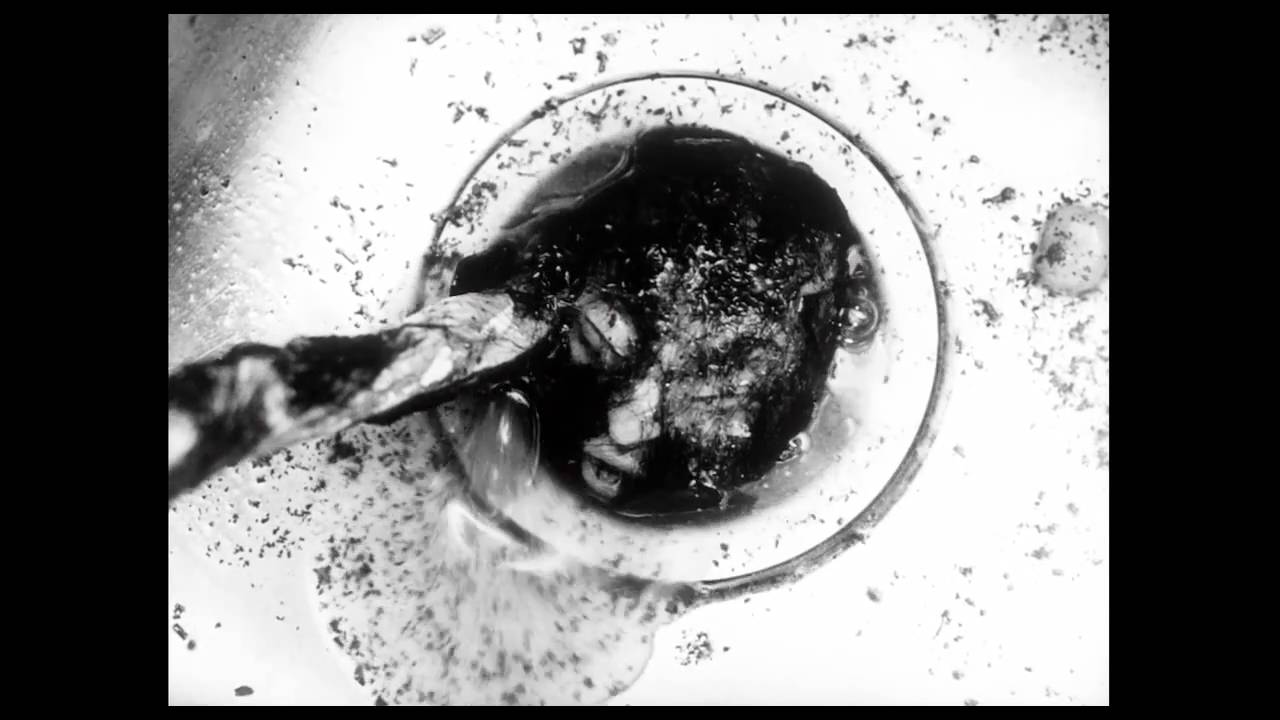 Trailer Das Grauen kommt um Mitternacht/Something Wicked comes at Midnight YouTube Trailer Das Grauen kommt um Mitternacht/Something Wicked comes at Midnight YouTube