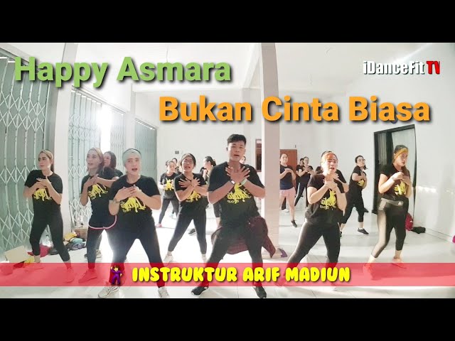 Happy Asmara - Bukan Cinta Biasa 💃 Joged Fitness 📍SS YALISTA | iDanceFit TV class=