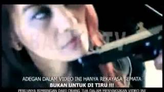 Video thumbnail of "Semata Wayang Ayu Stiati feat 4WD"