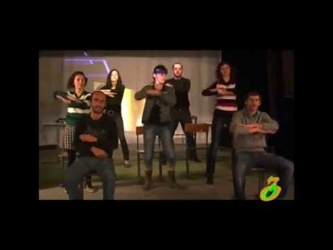 მზადება პრემიერისთვის თოჯინების თეატრში