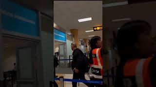 Louis at the airport in Peru! 💙🇵🇪 #louistomlinson